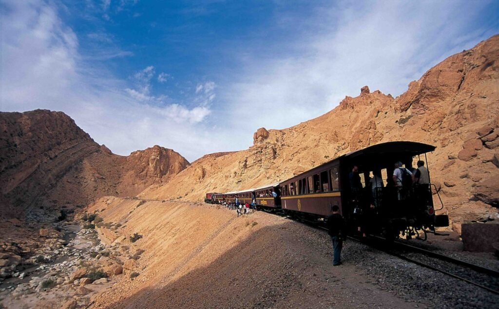 Experiencing the Tunisian Red Lizard Train